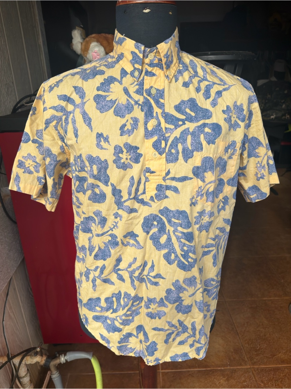 PreOwned Reyn Spooner Phil Edwards Yellow/Blue Pullover Men's Small